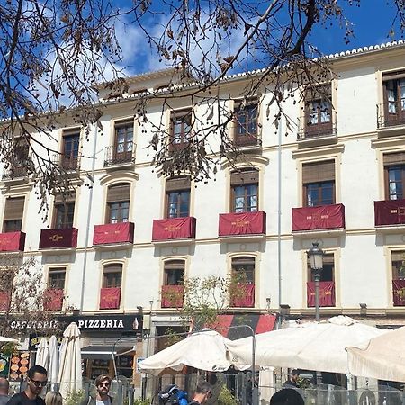 Bibo Suites Plaza Nueva Granada Luaran gambar