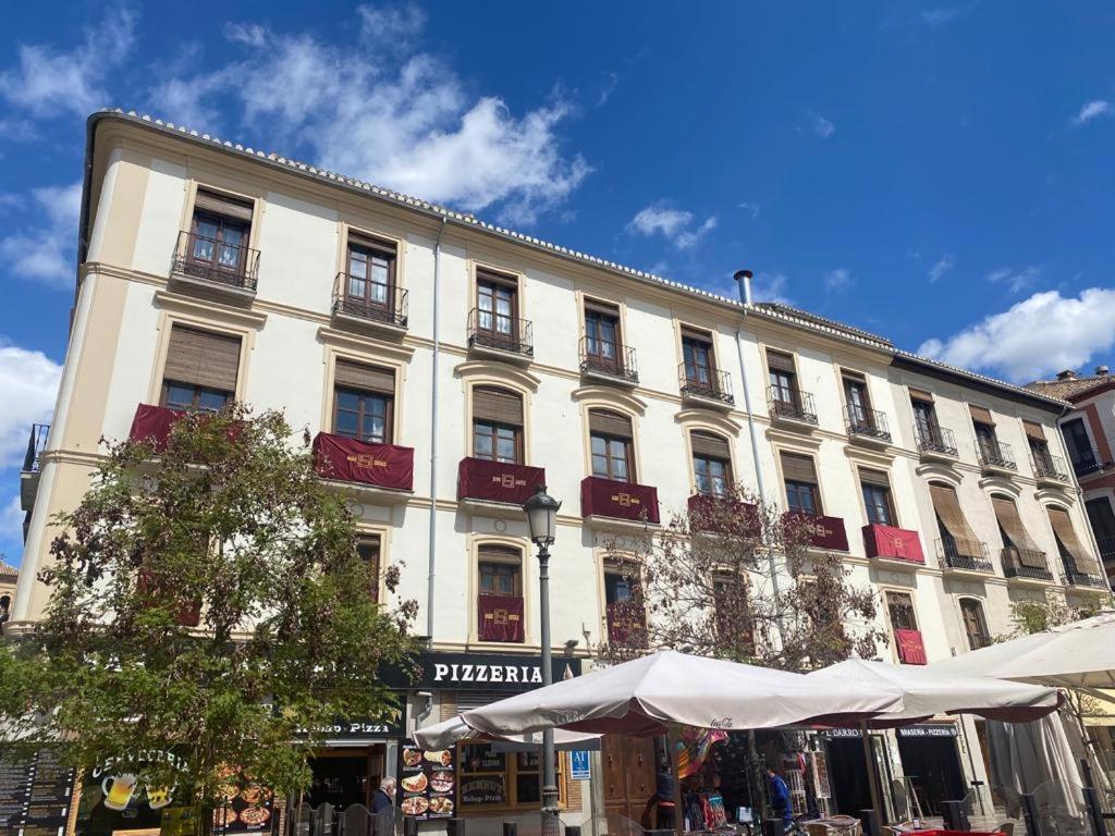 Bibo Suites Plaza Nueva Granada Luaran gambar