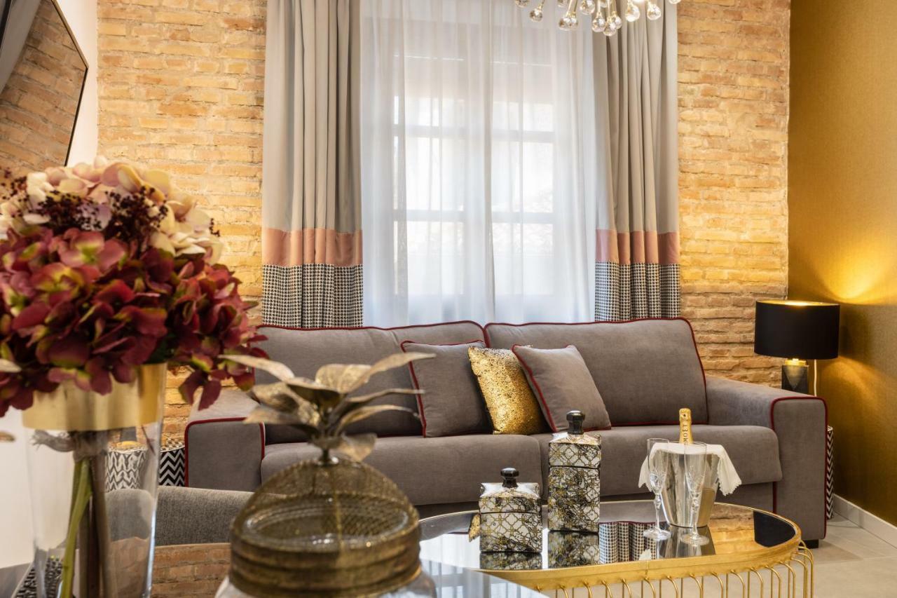 Bibo Suites Plaza Nueva Granada Luaran gambar