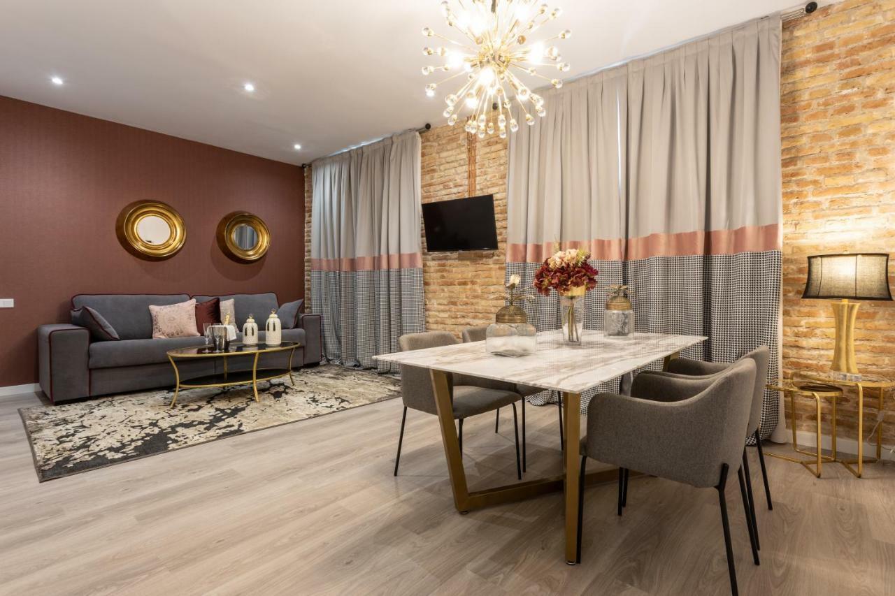 Bibo Suites Plaza Nueva Granada Luaran gambar