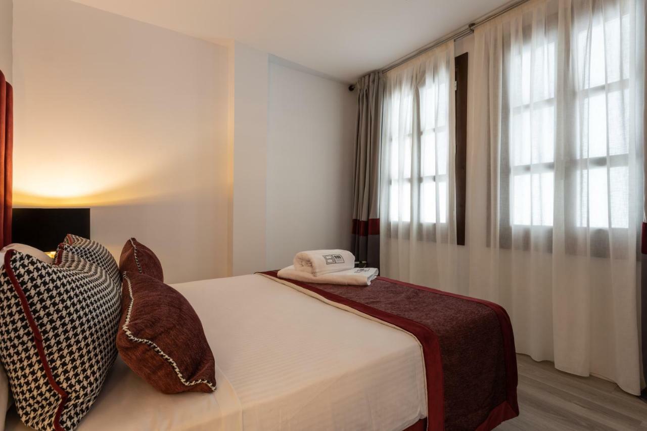 Bibo Suites Plaza Nueva Granada Luaran gambar